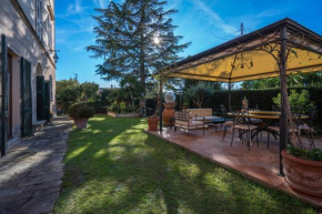 Ely Apartment In Villa, Wifi, Terricciola, Pisa